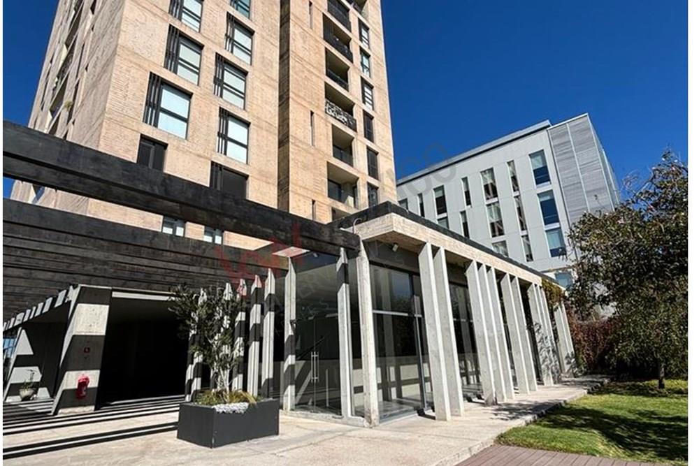 Excelente departamento amueblado en renta con increíbles amenidades y paisajismo exclusivo.