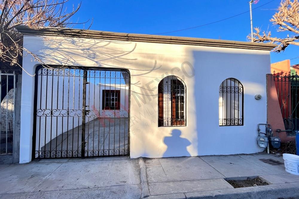 Casa 1 piso en Renta, Avenida de las Torres