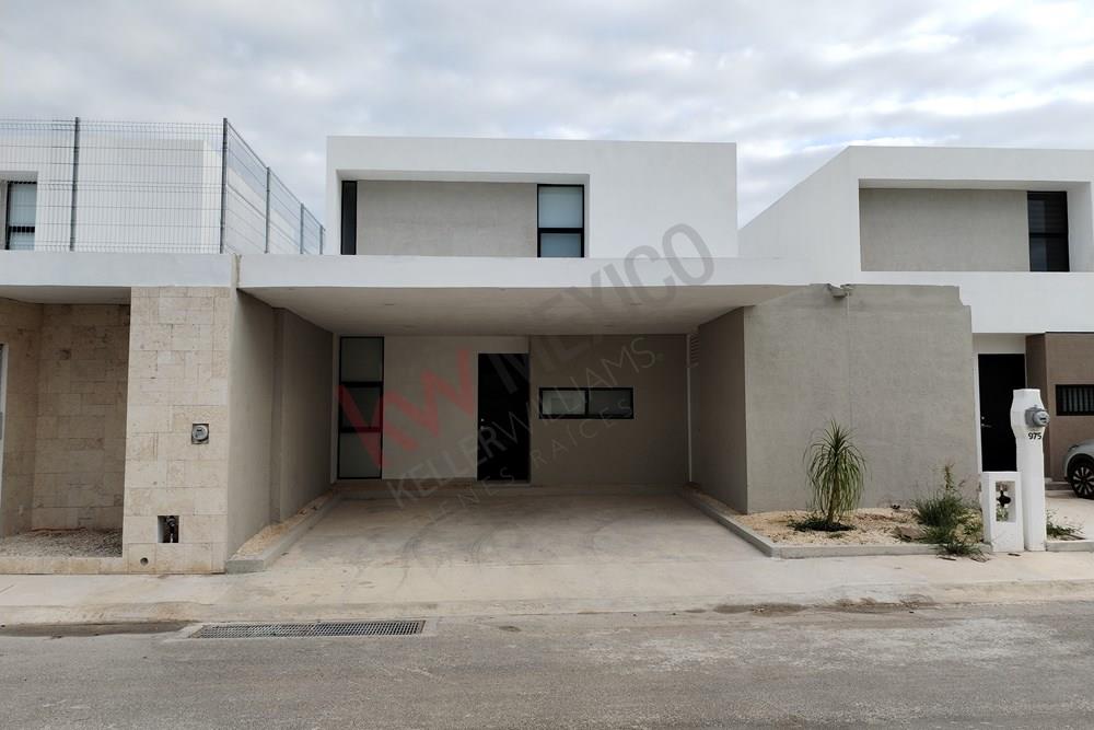 CASA NUEVA CON PISCINA Y TODAS LAS COMODIDADES CON EXCELENTE UBICACIÓN, LISTA PARA OCUPARSE