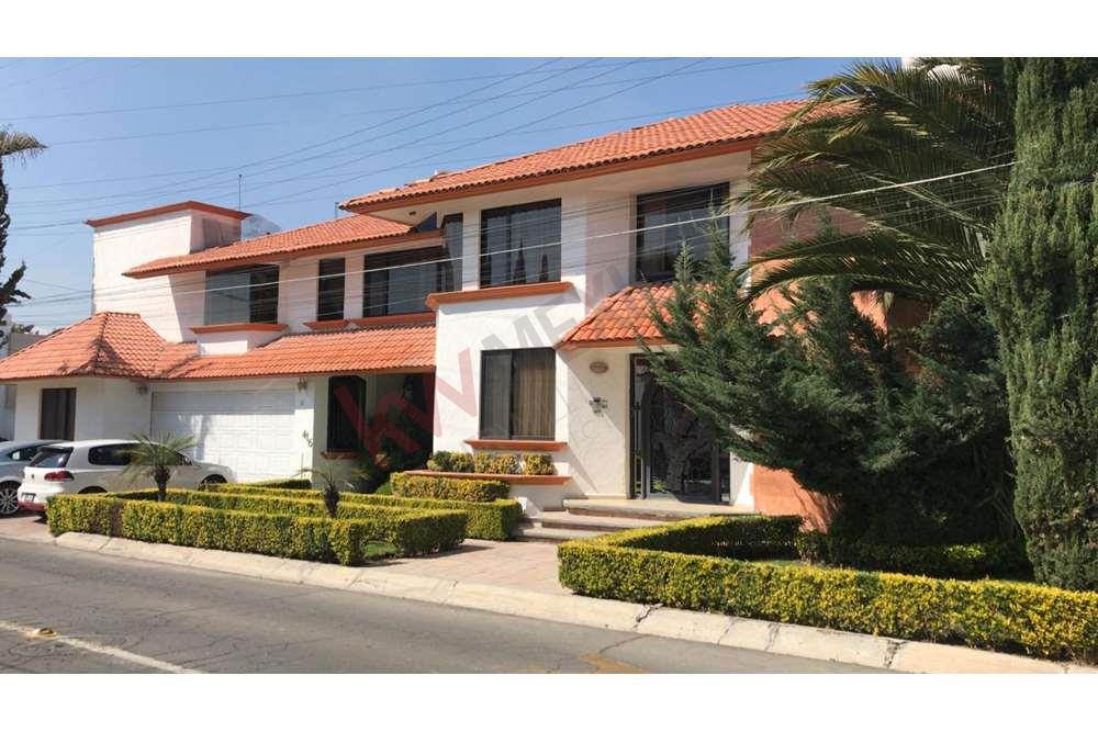 Casa En VENTA, CLUB DE GOLF PACHUCA.