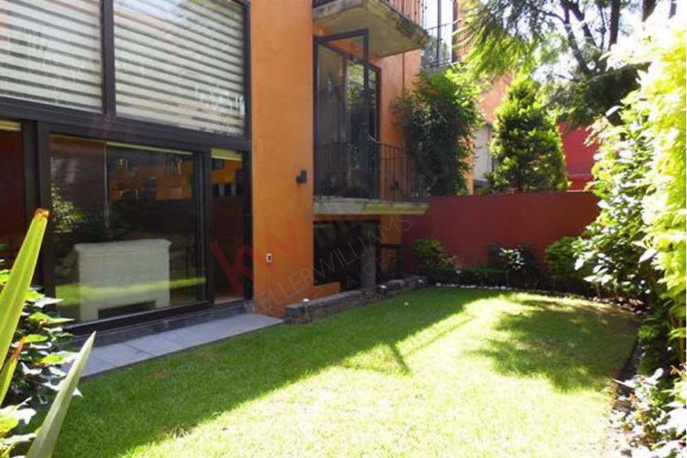 Divina Casa en Barrio Santa Catarina, Coyoacán. Condominio Horizontal.