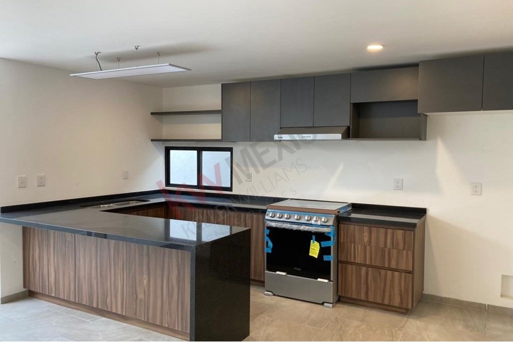 ¿Buscas una casa en una de las mejores zonas de Querétaro? ¡Esta es tu oportunidad! ¡Tu nuevo hogar te espera en Punta Esmeralda, Corregidora!