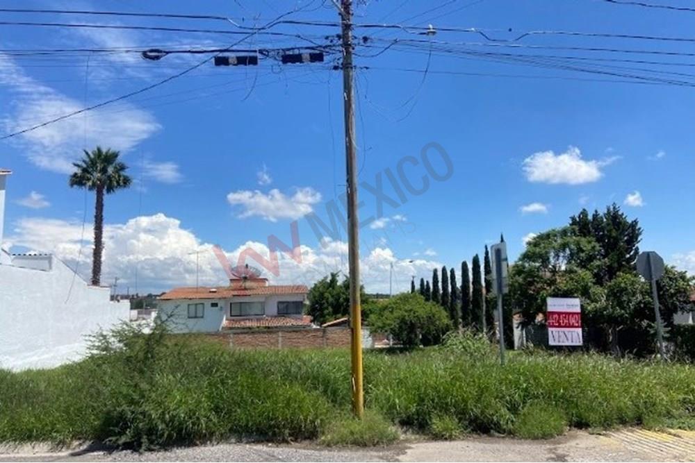 Terreno en venta con gran ubicación, en Villas del Mesón Juriquilla