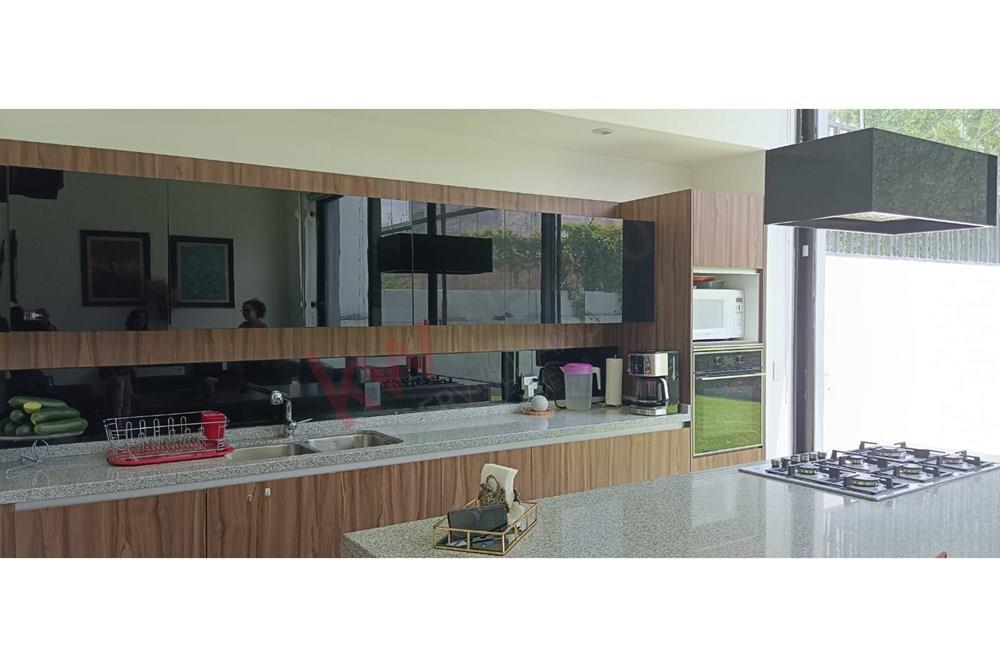 ¡Tu refugio de ensueño en Juriquilla te está llamando! - Casa en renta - Juriquilla, Querétaro
