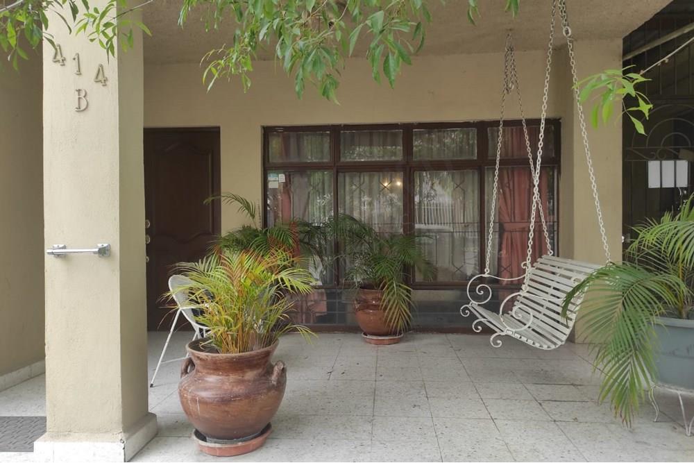 CASA EN VENTA CERCA DEL TEC DE MONTERREY!! UNA GRAN INVERSIÓN PARA HOSPEDAR A ESTUDIANTES DEL TEC