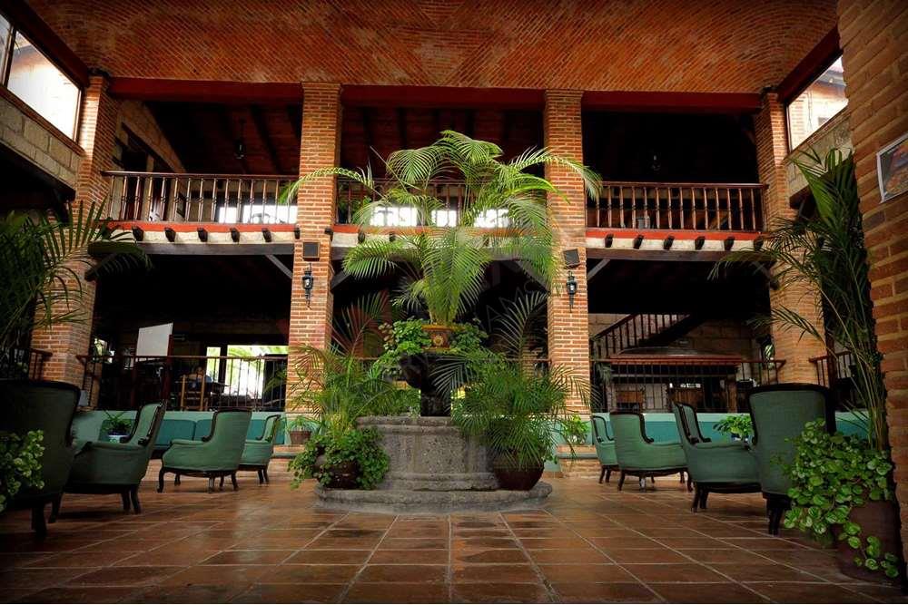 VENTA DE TERRENO PLANO AVAJO DE PRECIO AVALUO EN VISTA REAL, CORREGIDORA