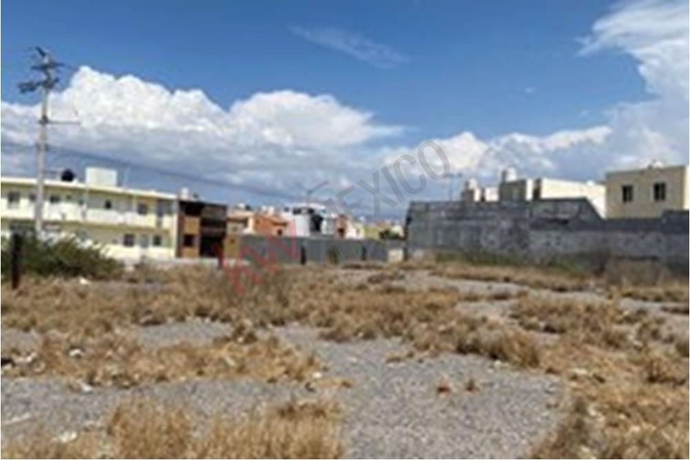 TERRENO COMERCIAL EN RENTA EN SALTILLO EN LA COLONIA SALTILLO 2000 UNA GRAN  OPORTUNIDAD PARA INVERSION