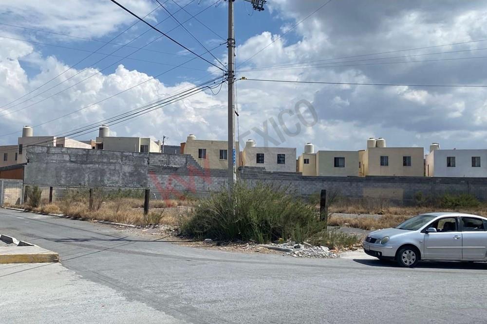 TERRENO COMERCIAL EN RENTA EN SALTILLO EN LA COLONIA SALTILLO 2000 UNA GRAN  OPORTUNIDAD PARA INVERSION