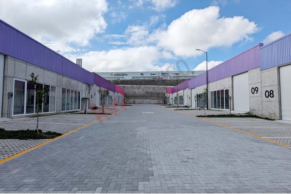 '¡Oportunidad Única! Venta de Bodegas Industriales en El Marqués'