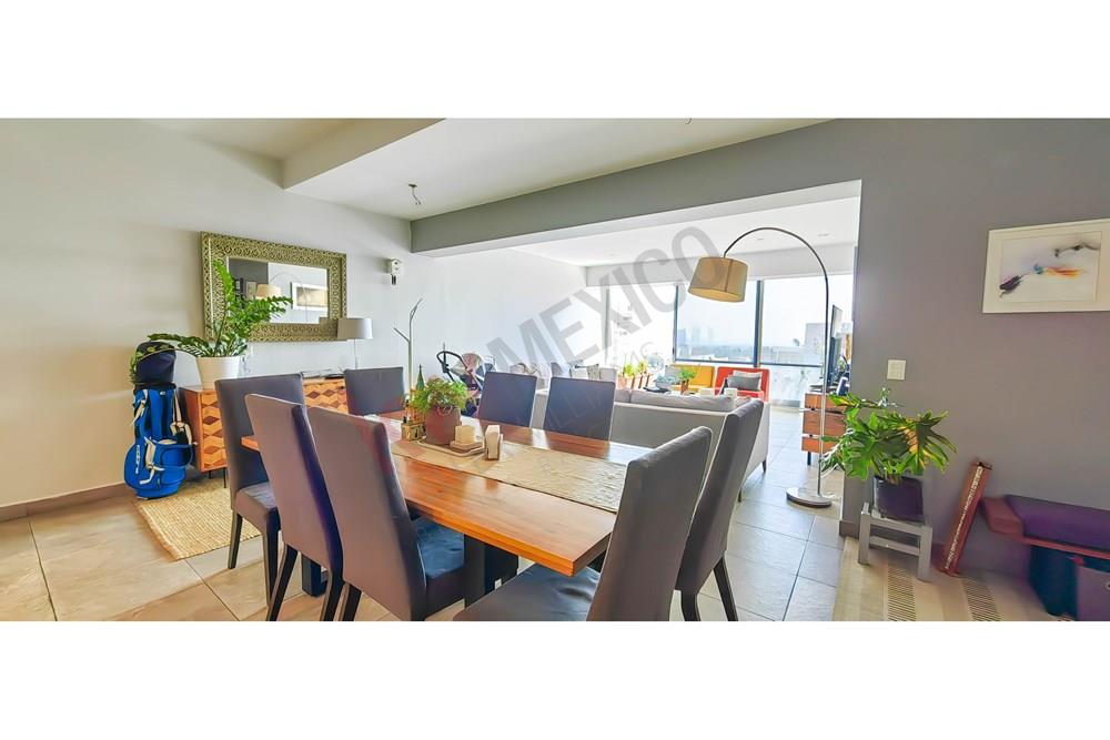 Apartamento Penthouse en Lomas de Chapultepec 218m2 habitables mas 25m2 de balcones, en Sierra Vertientes, Amenidades y vista espectacular, 3Récamaras 3+ Baños, 3estacionamientos