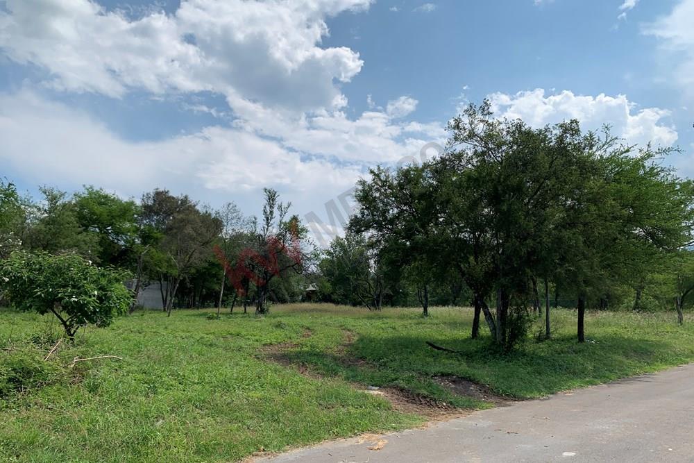 TERRENO EN COLONIA PRIVADA  PARA QUINTA  EN MISION ANTIGUA