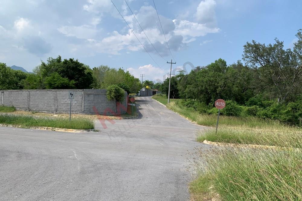 TERRENO EN COLONIA PRIVADA  PARA QUINTA  EN MISION ANTIGUA