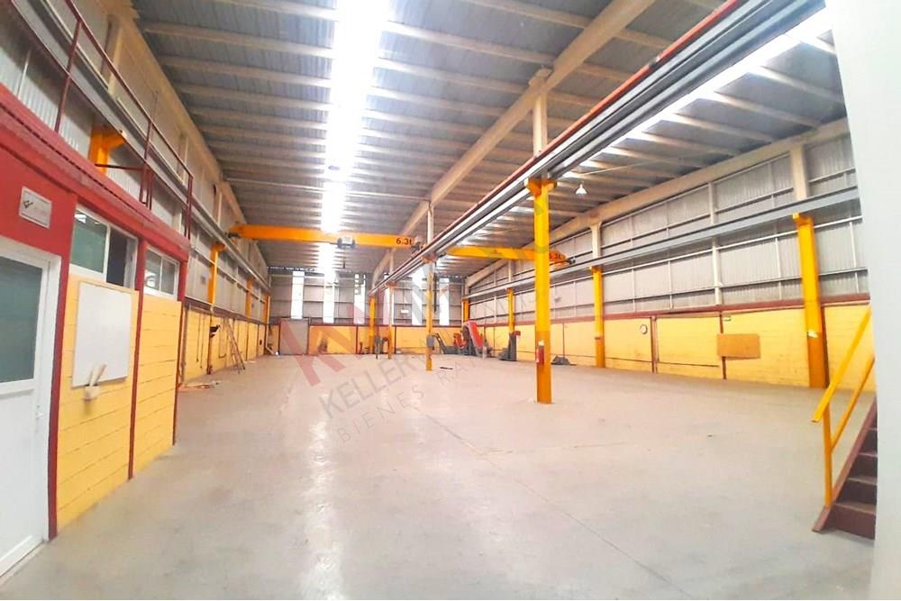 BODEGA EN VENTA SANTA ROSA JÁUREGUI QUERÉTARO 1,075M2