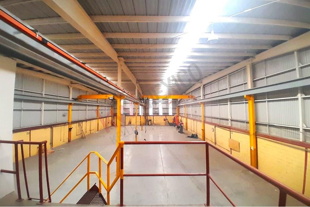 BODEGA EN VENTA SANTA ROSA JÁUREGUI QUERÉTARO 1,075M2