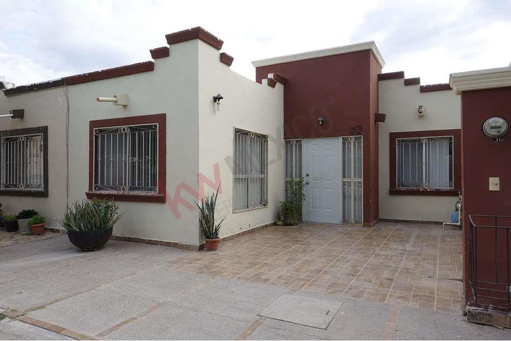 Casa en Venta de un piso, Sector Mieleras, Fracc. Monte Real