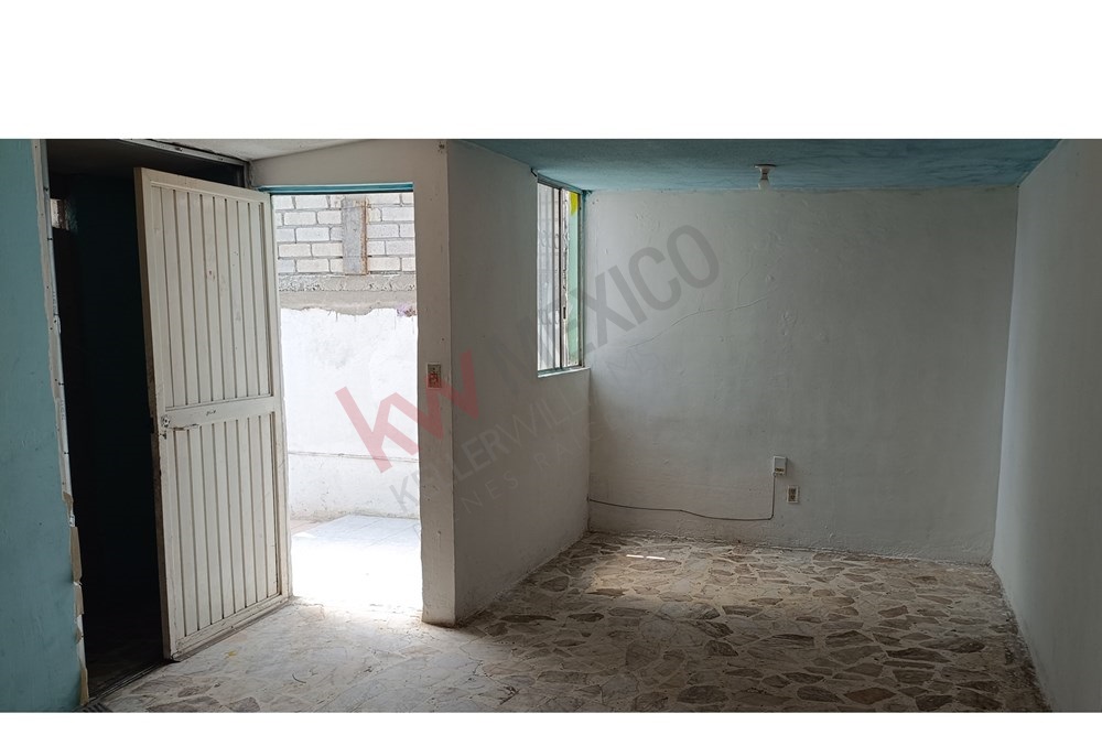 CASA EN VENTA FRACC. INSURGENTES
