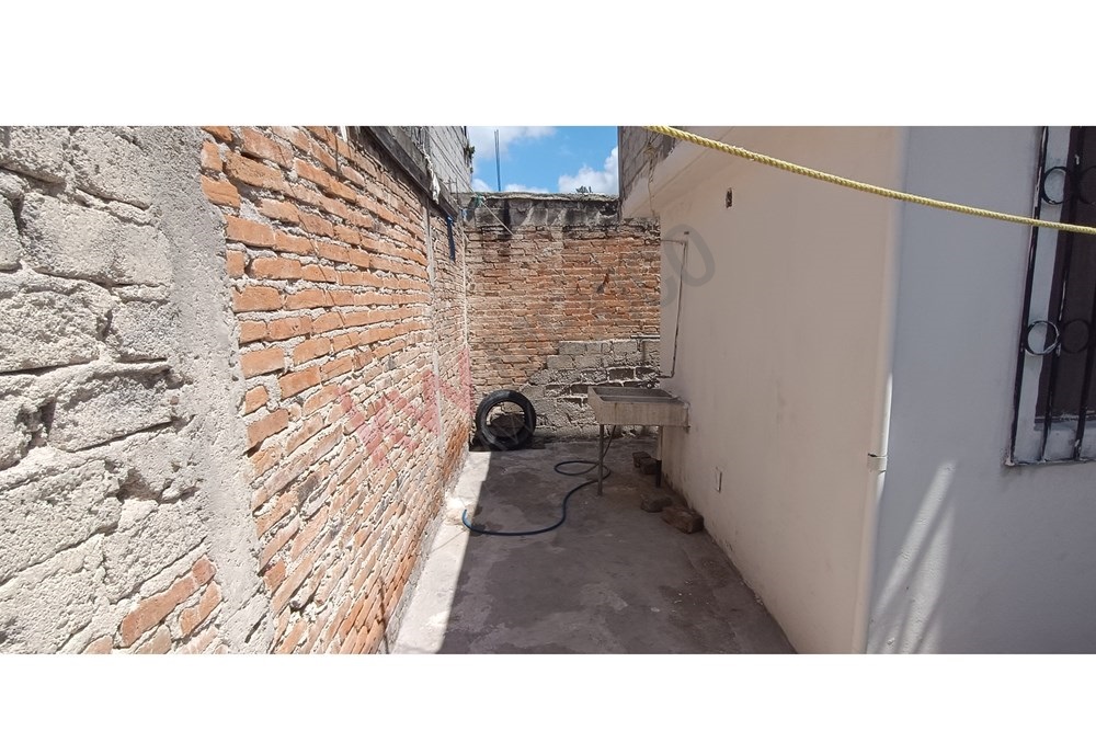CASA EN VENTA FRACC. INSURGENTES