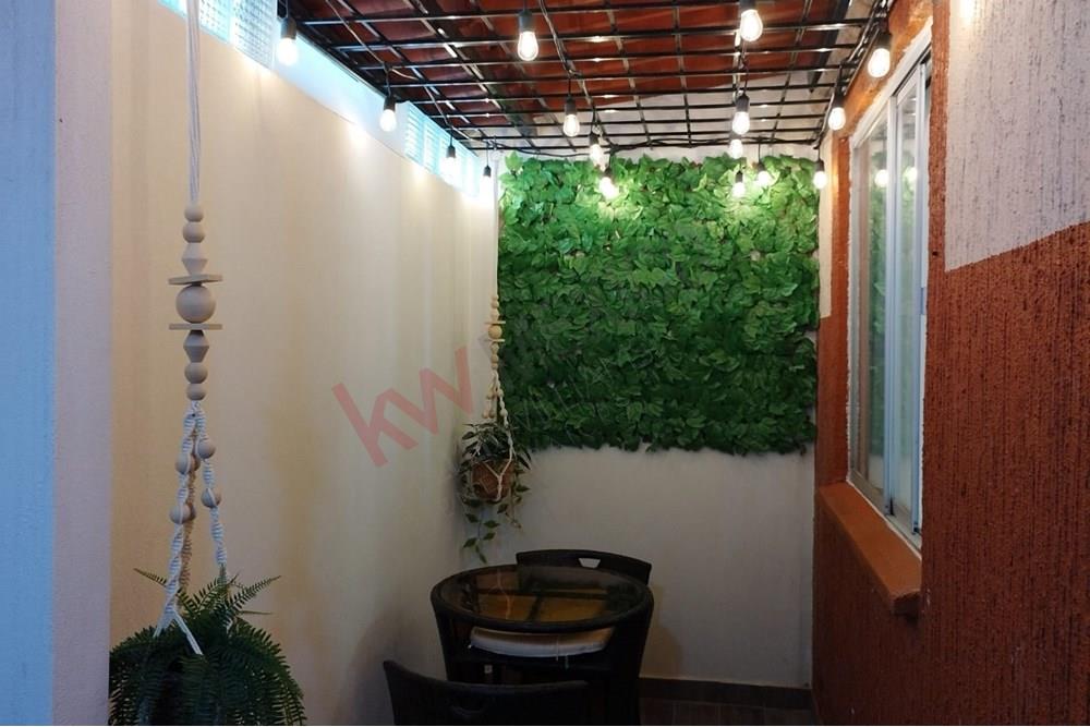 '¡Tu nuevo hogar renovado te espera! Apartamento en planta baja, ideal para tí.'