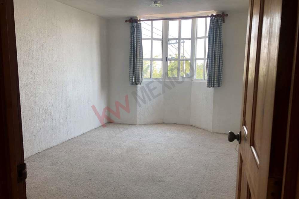 RENTA Departamento en AJUSCO Héroes de Padierna a 2 cuadras de la carretera PicachoAjusco cerca