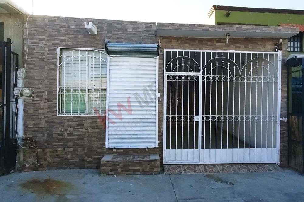 Casa en Venta Calle Paseo del Pedregal #1955, Fracc. Paseo de las Torres,  . 32575, Ciudad Juárez, Chih.