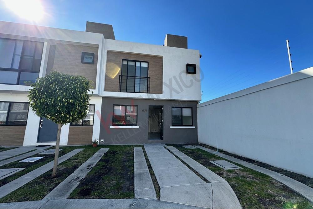 ?✨ ¡Renta casa en Zakia, Querétaro con habitación en PB! ✨?