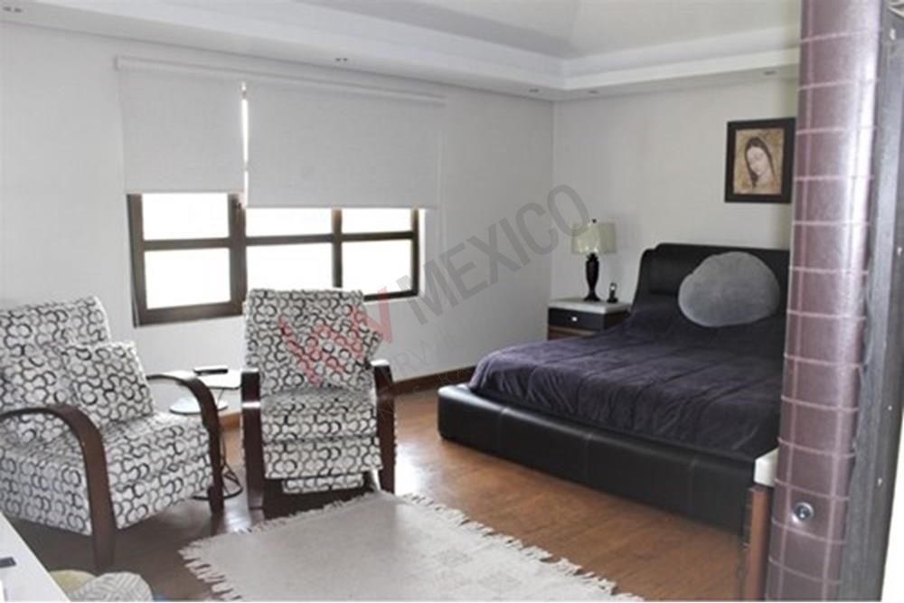 RENTA-CASA de LUJO en BALVANERA POLO &amp; COUNTRY CLUB