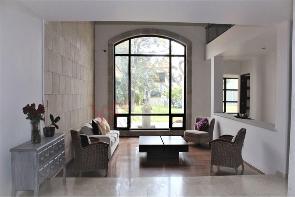 RENTA-CASA de LUJO en BALVANERA POLO &amp; COUNTRY CLUB