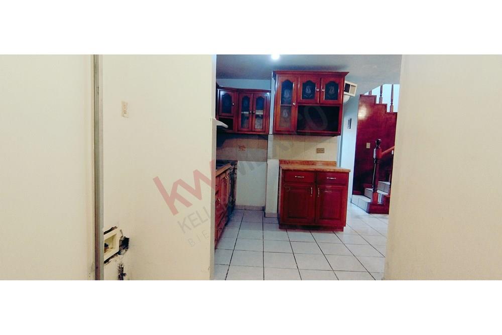 CASA EN VENTA EN VALLE DE SANTIAGO, EN CIUDAD JUAREZ