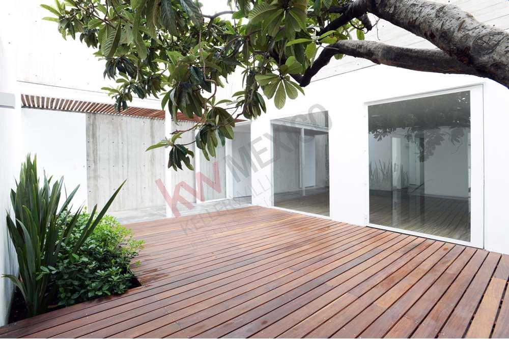 Hermosa casa Duplex  en PB con Terraza en la Florida en Calle Cerrada