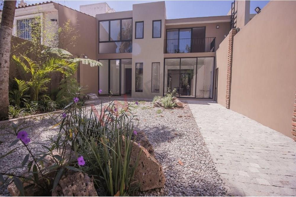 Casa en Venta en Lomas Altas, Zapopan, Jalisco.