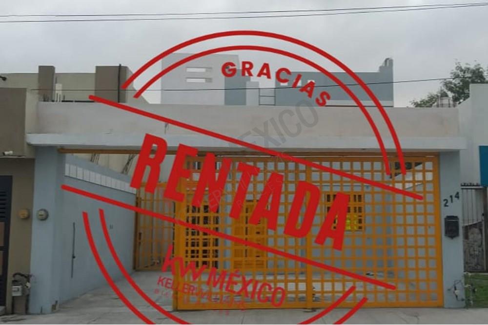 Casa en Renta en Quinta Colonial, Apodaca, Nuevo León, recamara con baño completo en planta baja.