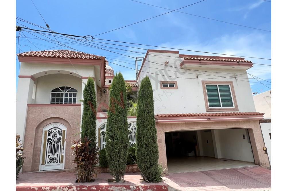 CASA EN VENTA EN LOMA LINDA, ZONA SUR, CON UN DEPARTAMENTO INDEPENDIENTE