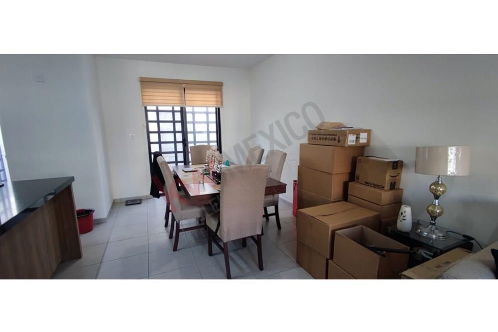 Casa en Venta. Zona Privada de Alta Plusvalía! La mejor ubicación en Huinalá