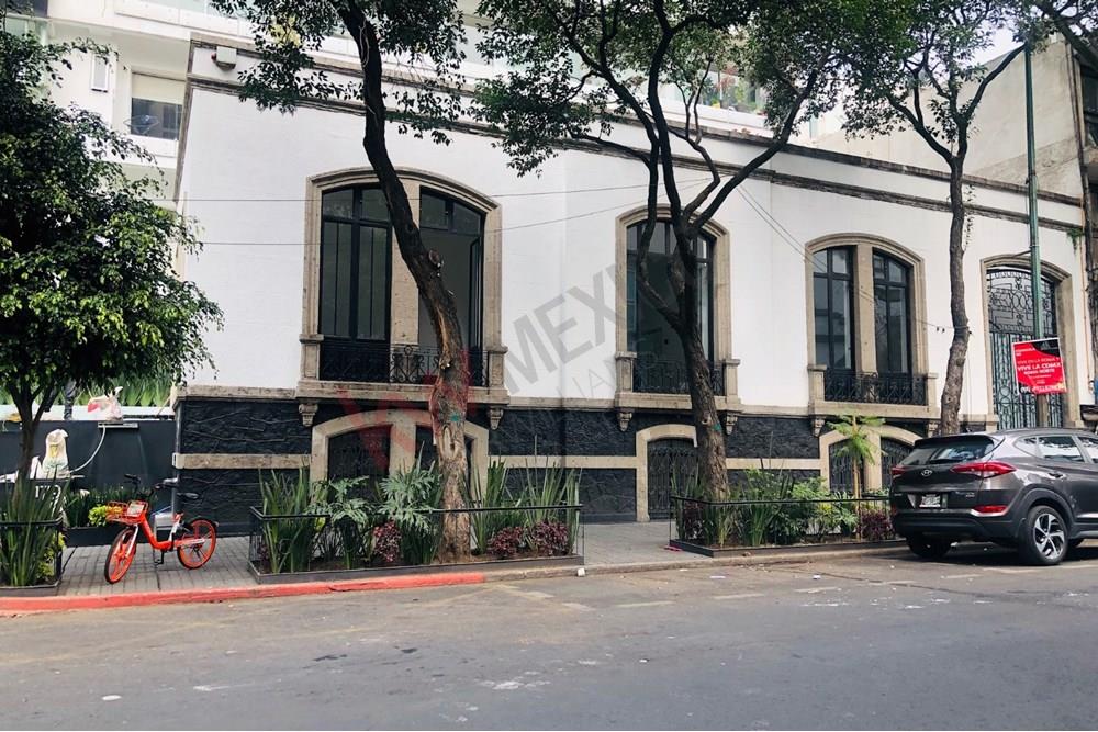 Se renta departamento de 2 recamaras con 65m2, Roma Norte
