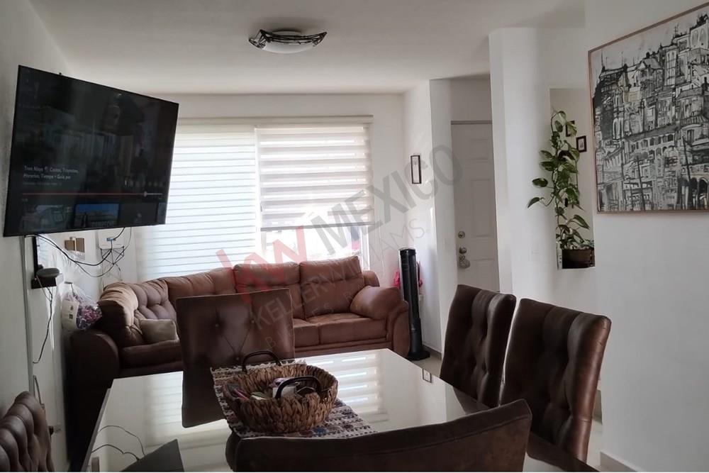 Casa con jardín excedente en Venta en Paseos del ]Boosque