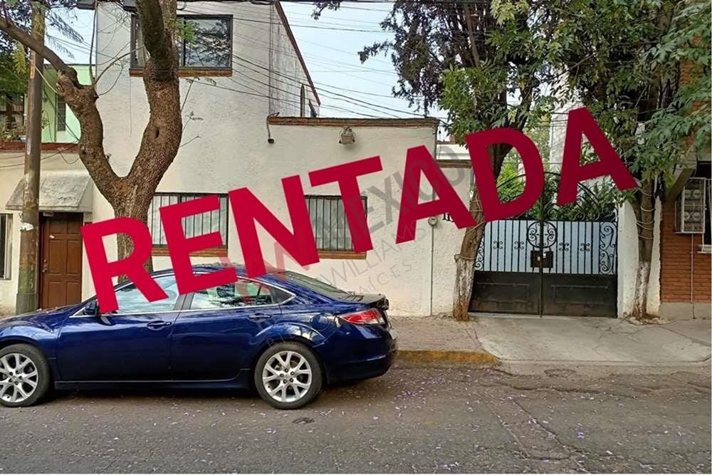 RENTA DE CASA EN LA COLONIA ALFONSO XIII, A UNOS PASOS DE COSTCO DE SAN ANTONIO