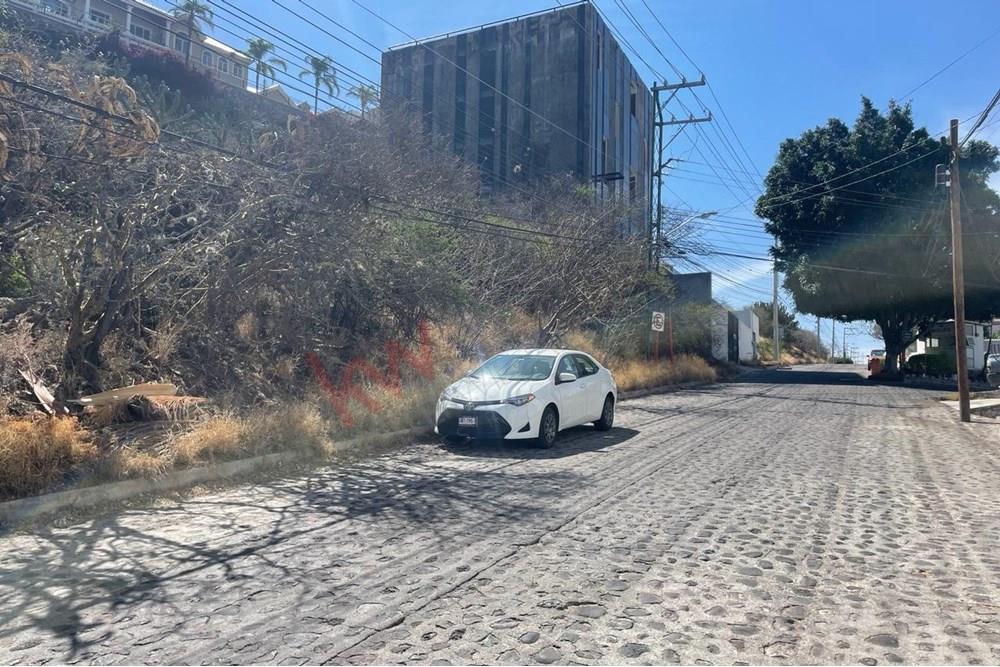 Terreno en venta, Inversionistas, Gran Oportunidad!!!, uso de suelo habitacional y comercial, colonia Vista Hermosa, Querétaro.