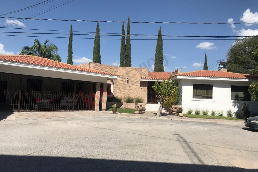 Casa en Venta de una sola planta en Campestre La Rosita, Torreón, Coahuila