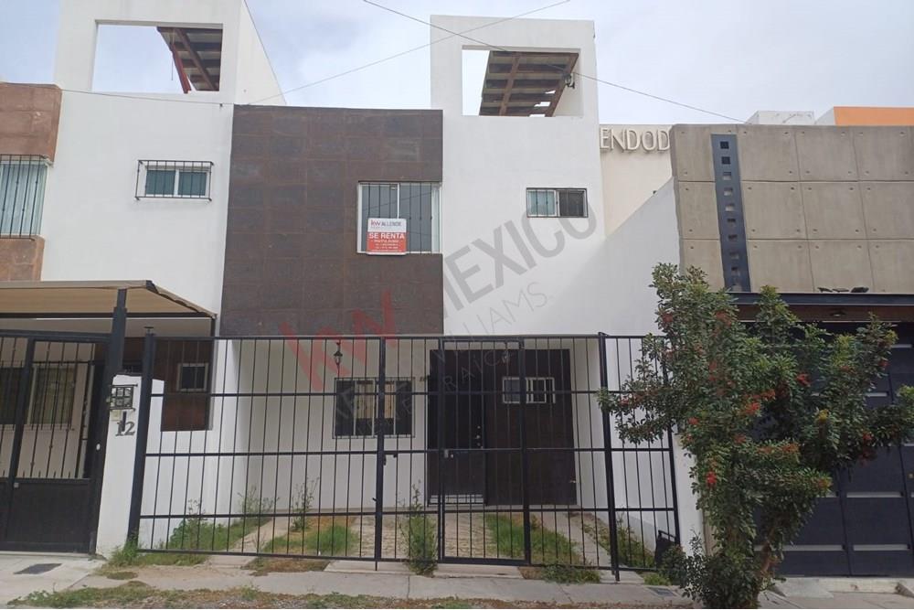 CASA EN RENTA EN LAS BRISAS II