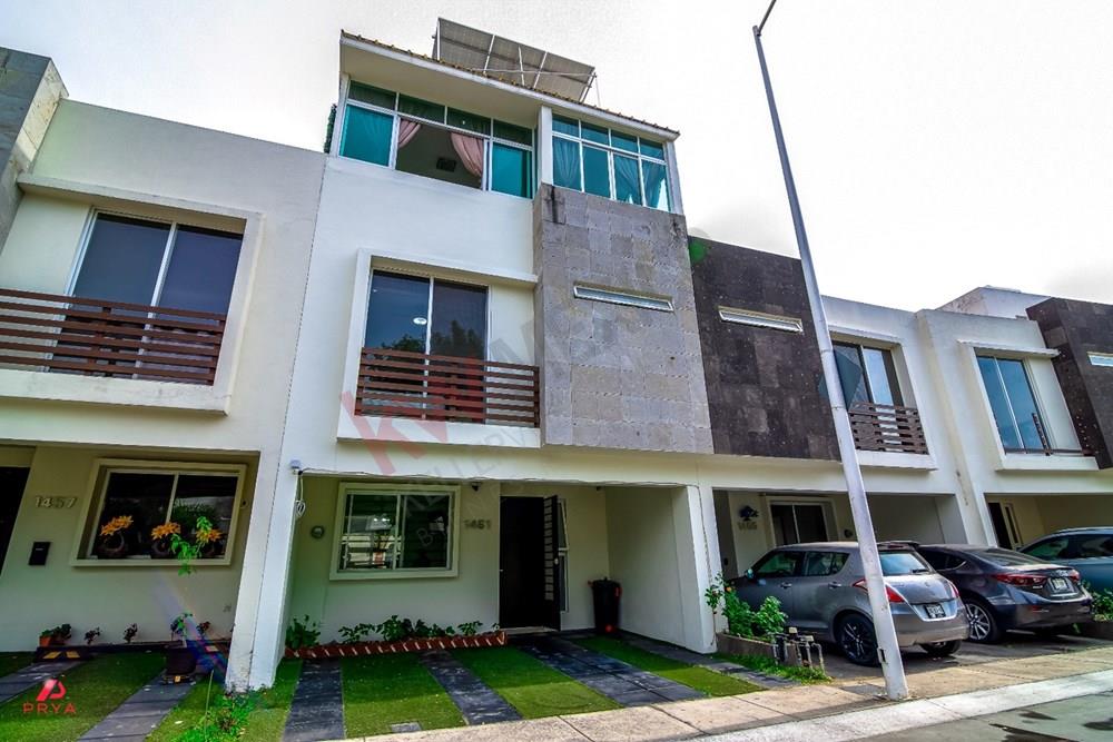 SE RENTA CASA AMUEBLADA EN TLAQUEPAQUE, JALISCO