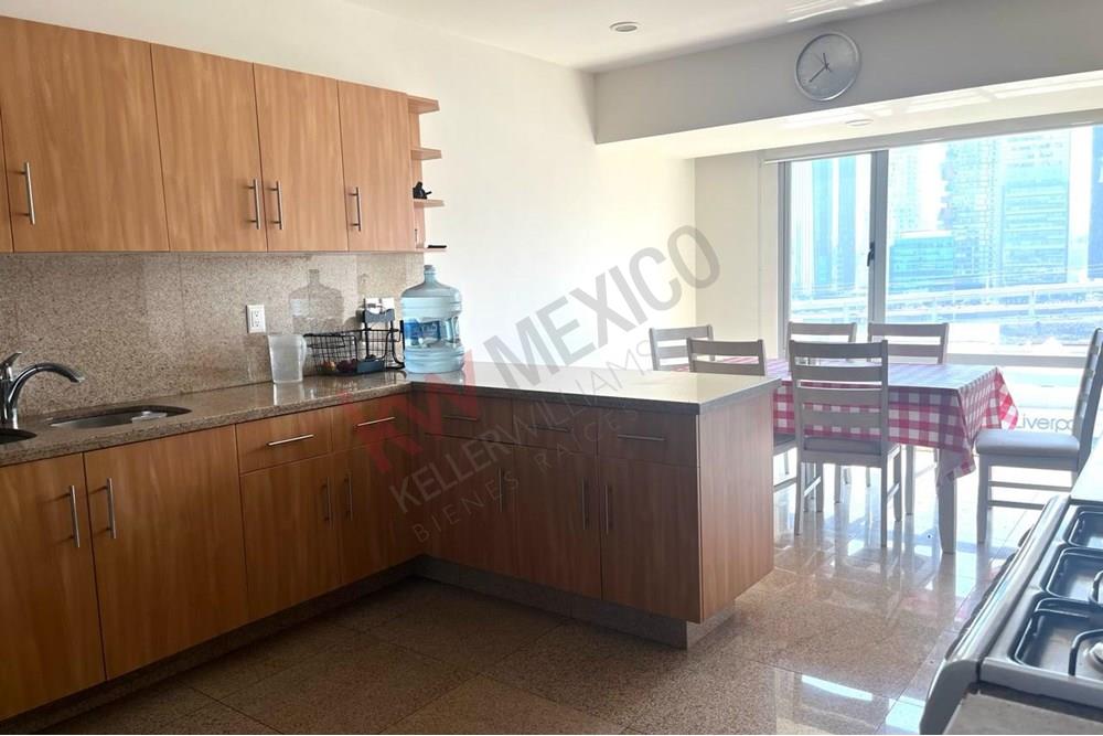 Departamento en venta con terraza en Residencial Reforma, Santa Fe