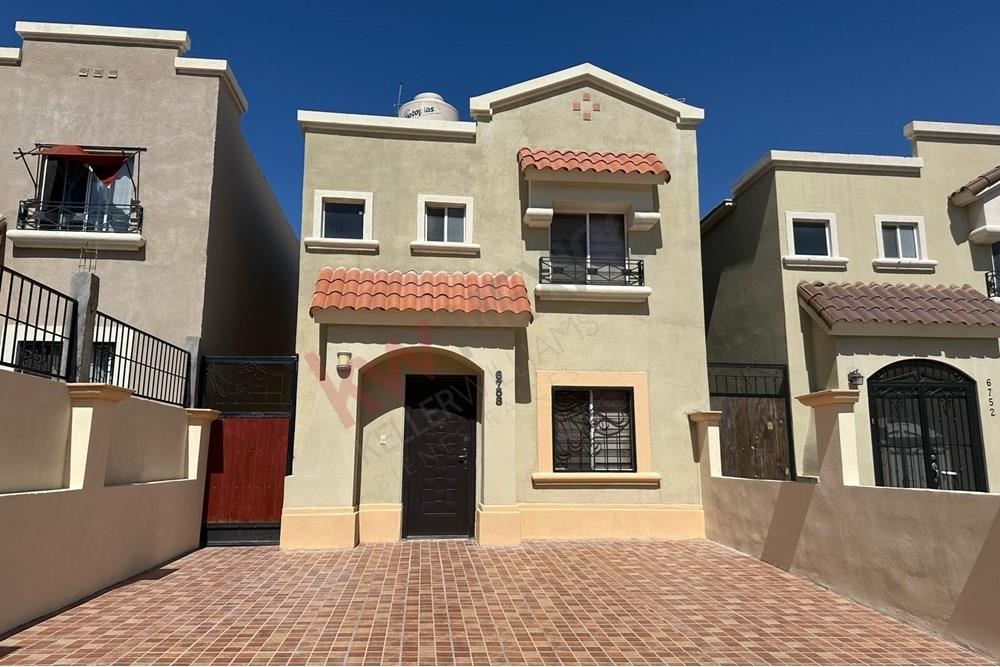 HERMOSA CASA EN RENTA FRACC URBI QUINTA GRANADA