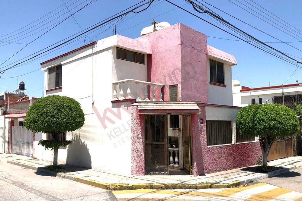 Casa en Venta excelente ubicación muy céntrica en calle abierta