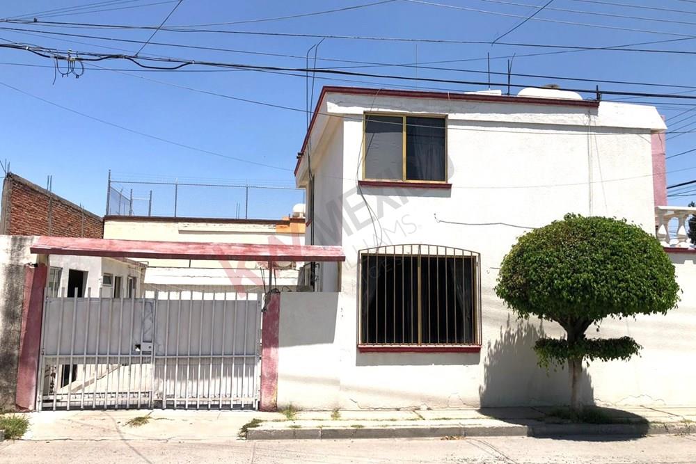 Casa en Venta excelente ubicación muy céntrica en calle abierta