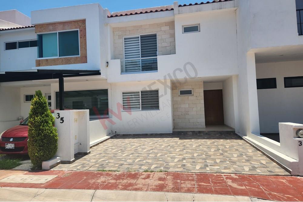 Casa en venta en Pedregal de Schoenstatt Corregidora, Querétaro.