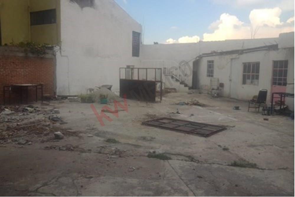 TERRENO EN VENTA SOBRE ISIDRO FABELA, TOLUCA, ESTADO DE MEXICO