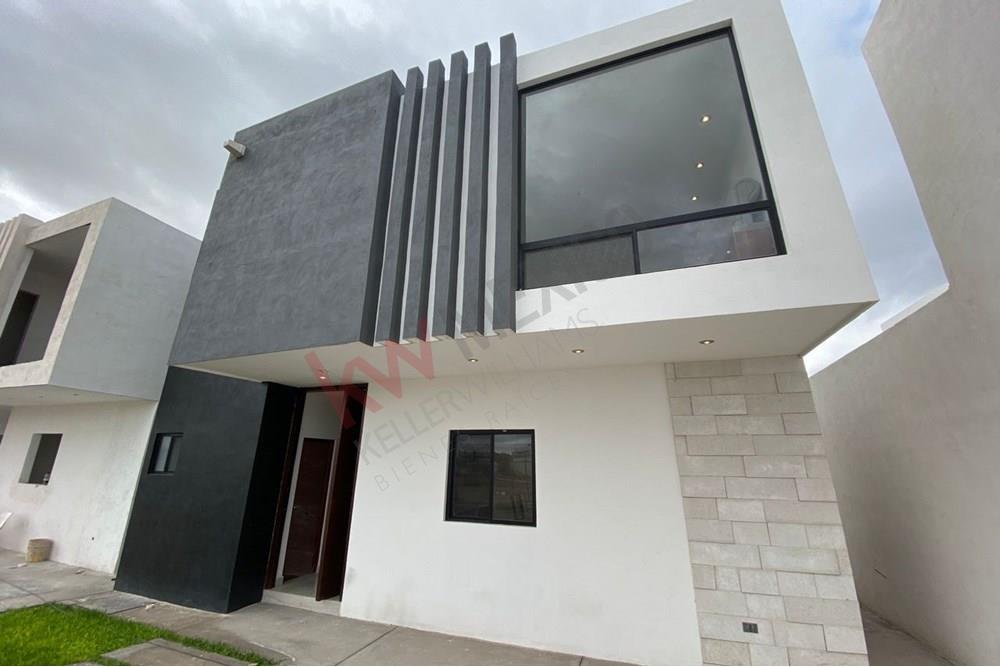 Casa Nueva en Venta en el Fraccionamiento Los Olivos, Gomez Palacio Dgo.