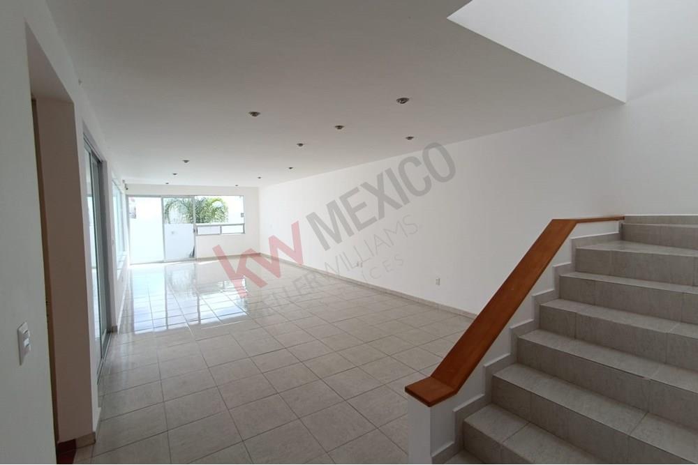 Bienvenido a tu refugio perfecto Casa en Renta Cumbres del Lago, Juriquilla, Querétaro