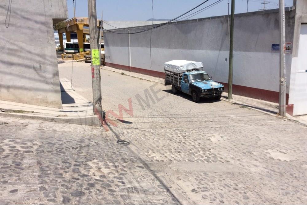 Terreno en venta Santa Rosa Jáuregui a una cuadra de la autopista 57