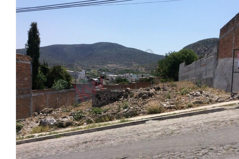 Terreno en venta Santa Rosa Jáuregui a una cuadra de la autopista 57